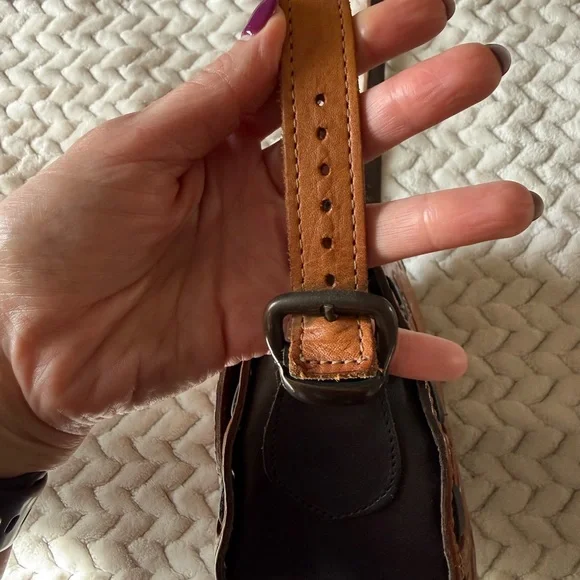 Bohemian Tooled Mexican Leather Crossbody Bag - Picture 6 of 11